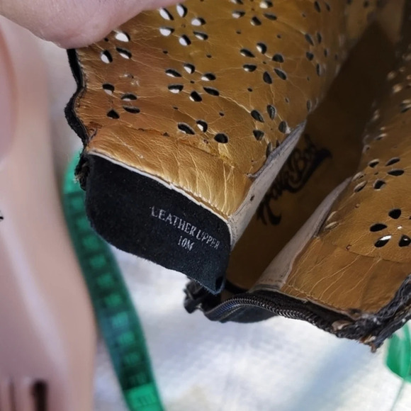 Hale Bob cut out ‎ booties 10 NEW - Picture 8 of 13